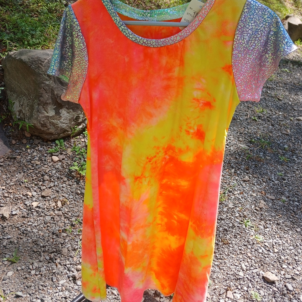 Neon Tie Dye And Holographic